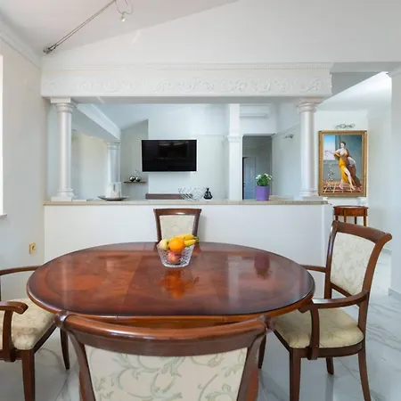Διαμέρισμα Donatella -apt 2- Mit Meerblick By Interhome