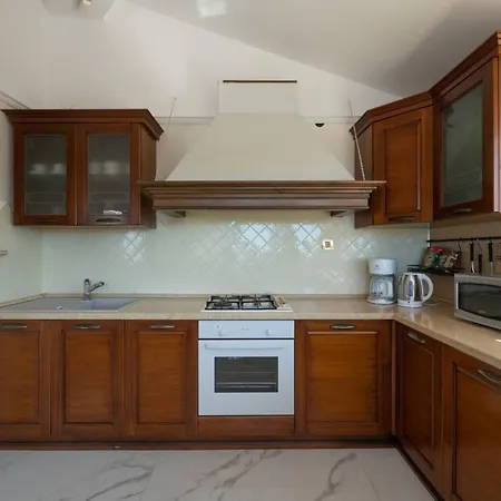 Donatella -apt 2- Mit Meerblick By Interhome *