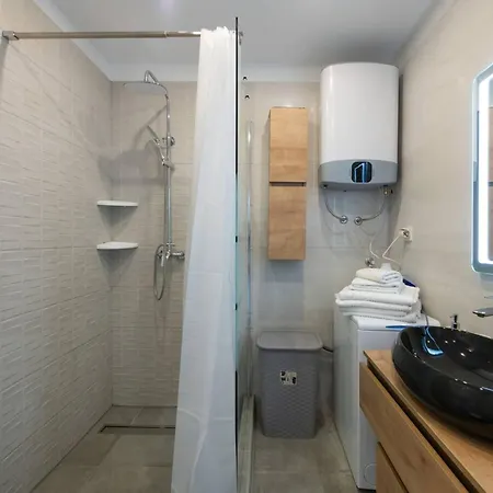Appartamento Donatella -apt 2- Mit Meerblick By Interhome