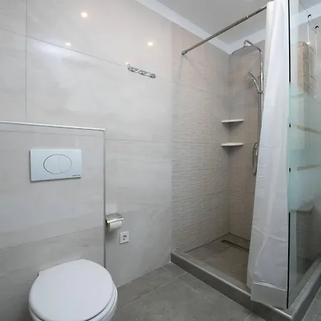 Donatella -apt 2- Mit Meerblick By Interhome Appartamento